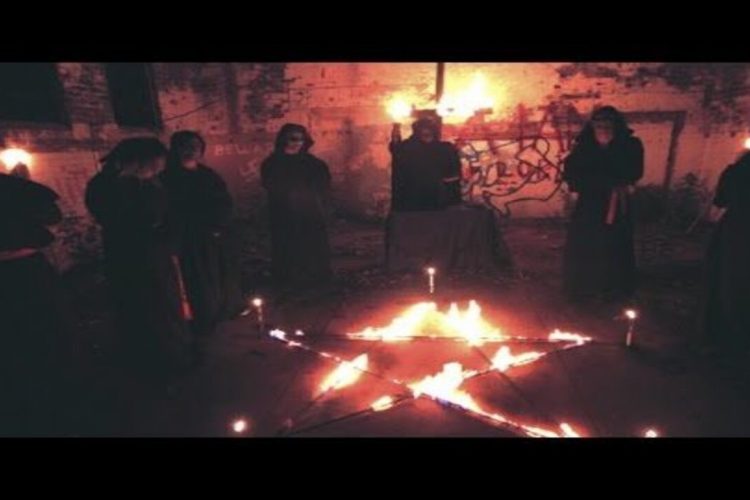 Satanismus und rituelle Zeremonien in der Gesellschaft