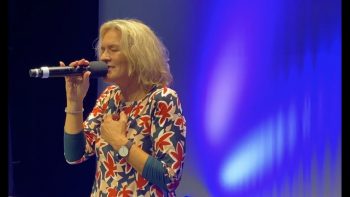 Ute Ullrich „Du hast ein Anrecht auf Wunder“ Video