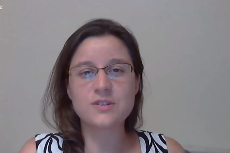 DR KATHERINE HORTON: BALLERT ALLES INS NETZ!
