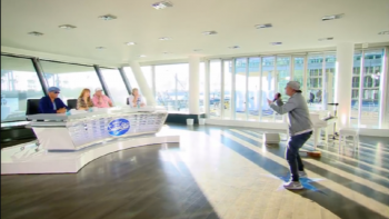 Dennis Mustafov mit „Keine Maschine“ von Tim Bendzko