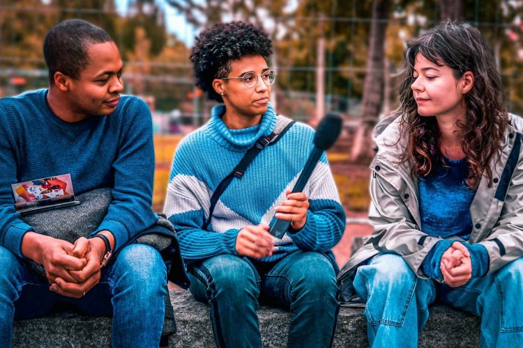 Gibt es Rassismus gegen Weiße? I Straßenumfrage