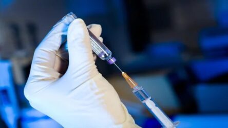 Shedding-Schock: Ungeimpfte erkranken nach Kontakt mit Geimpften – Ärzte warnen vor Spike-Übertragung